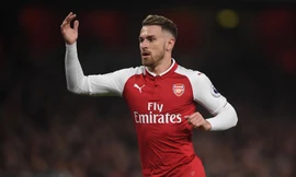 Aaron Ramsey không muốn ở lại Arsenal.