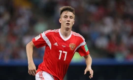 Aleksandr Golovin trên đường gia nhập AS Monaco.