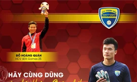 Thủ môn Bùi Tiến Dũng có nghĩa cử cao đẹp.