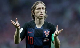 Modric nhất quyết rời Real trong hè 2018.