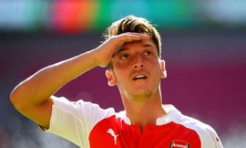 Ozil để ngỏ tương lai.