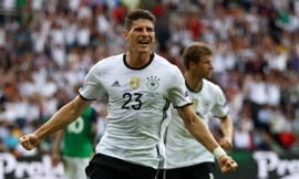 Gomez là tác giả bàn mở tỷ số của đội tuyển Đức.