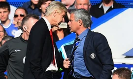 Mourinho lại chơi trò tâm lý chiến với Wenger.