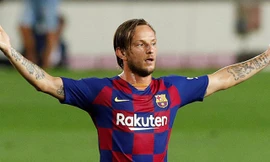 Ivan Rakitic đã trở lại khoác áo Sevilla.