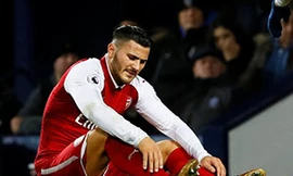 Sead Kolasinac dính chấn thương khá nặng.