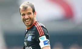 CLB Bali United muốn chiêu mộ Rafael van der Vaart.