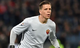 Szczesny bị Arsenal bán đứt cho AS Roma.