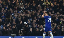 Terry dính chấn thương khá nghiêm trọng ở bắp đùi.