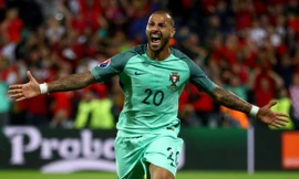 Quaresma là tác giả bàn thắng quý giá cho Bồ Đào Nha.