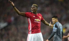 Pogba phải về Pháp chịu tang cha.
