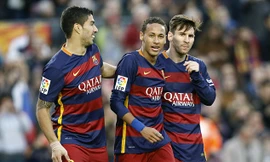 Barcelona đoạt “cú ăn ba”, nhưng doanh thu vẫn eo hẹp.