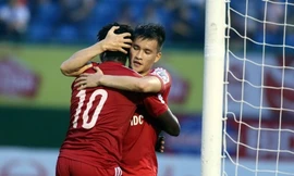 Công Vinh lập kỳ tích ở V.League.