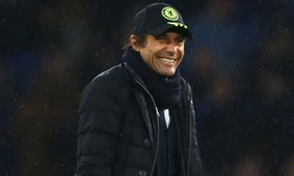 HLV Conte lo lắng cho tương lai của mình.