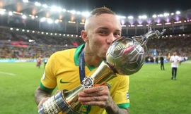 Everton Soares vừa trải qua một kỳ Copa America 2019 thành công.