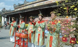 Huế: Rực rỡ sắc màu nhã nhạc cung đình sáng mồng Hai Tết 