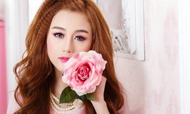 Vẻ đẹp như búp bê Barbie của hot girl Việt