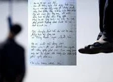 Bị từ chối gặp mặt, nam sinh viên tự vẫn trước cửa nhà bạn gái