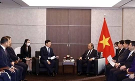 Chủ tịch nước Nguyễn Xuân Phúc tiếp lãnh đạo tập đoàn lớn của Hàn Quốc