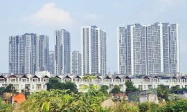 Nghịch lý thị trường bất động sản: Dư thừa căn hộ cao cấp, thiếu trầm trọng nhà giá rẻ