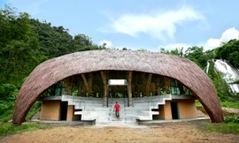 Kiến trúc nhà cộng đồng lấy cảm hứng từ chiếc khăn đội đầu