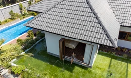 Nhà vườn Tây Ninh thiết kế phòng ngủ đặc biệt lửng lơ trên mặt nước 