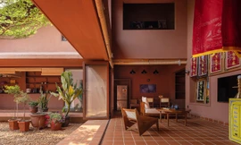 Khám phá ngôi nhà cho tứ đại đồng đường