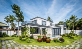 Mảng xanh và khoảng trời trong ngôi nhà rộng 228m2