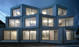 Chiêm ngưỡng ngôi nhà có hình dạng độc đáo