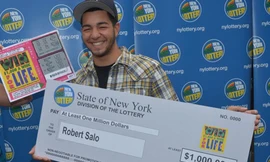 Trúng số suốt đời