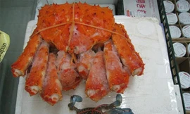 Quà biếu là 'cua hoàng đế': Lãng phí!