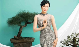 MC Thanh Mai mặc xuyên thấu khoe đường cong ở tuổi 44