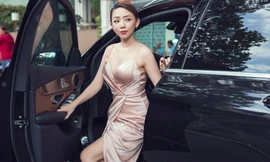 Tóc Tiên rủ Angela Phương Trinh đi tân trang nhan sắc