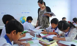 Một tiết học ở Trường Tiểu học Năm Căn, huyện Năm Căn, tỉnh Cà Mau.