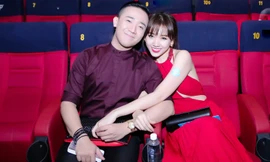 Hari Won mặc váy xẻ táo bạo, không rời Trấn Thành nửa bước