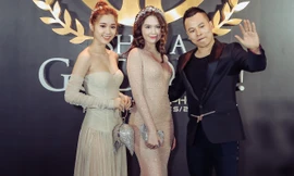 Ngọc Trinh, Khắc Tiệp lại 'tay trong tay' sau tin đồn 'cạch mặt'