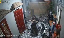 Hai đối tượng vác dao vào tận nhà dân truy sát 