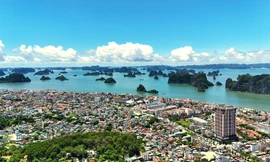 Quảng Ninh: 'Vịnh Hạ Long chưa bao giờ nằm trong danh sách Di sản lâm nguy'