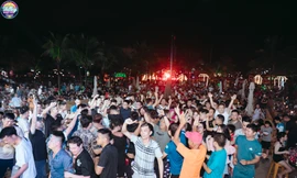 Xử phạt bar bãi biển lớn nhất Hạ Long