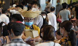 Du lịch Hạ Long có dấu hiệu quá tải trong ngày đầu nghỉ lễ