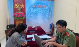 Phạt 15 triệu đồng hai cô gái 'báo chốt', xúc phạm CSGT trên mạng xã hội