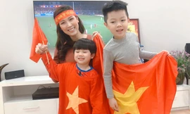 Dàn Hoa - Á hậu 'vỡ oà', khâm phục tài thao lược của HLV Park Hang Seo