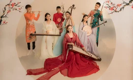 Phi Nhung khoe dàn con nuôi trong bộ ảnh Tết