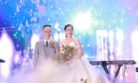 Phó trưởng phòng VTV4 từng lấy hết can đảm nhắn tin làm quen MC Phí Linh