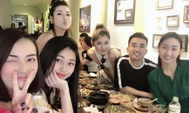 Á hậu Thanh Tú vui vẻ hội ngộ dàn 'bông hậu' sau gần 1 tháng sinh con 