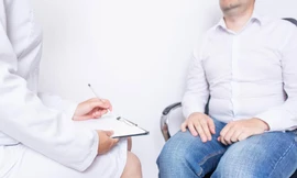 ‘Hoa’ mọc trong miệng, bác sĩ cảnh báo về căn bệnh cực kỳ nguy hiểm dễ gặp sau 'tình một đêm'