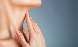 Cách cực kỳ đơn giản nhưng hiệu quả xóa nếp nhăn ở cổ sau tuổi 30 