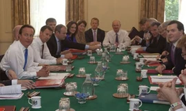 Anh cấm Bộ trưởng mang iPad vào họp