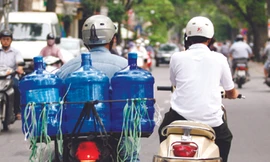 Tái xuất hiện nước đóng chai bẩn