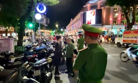 Xử lý hàng loạt điểm gửi xe tự phát, 'chặt chém' quanh hồ Hoàn Kiếm dịp nghỉ lễ 2/9
