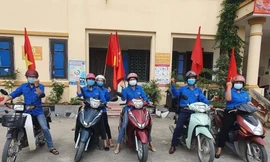 Đoàn viên tỉnh Bắc Ninh đi truyền thông về bầu cử và phòng chống dịch COVID - 19